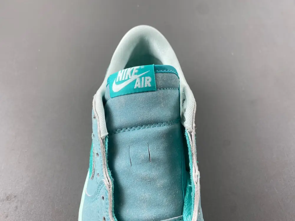 Air Jordan 1 Low OG 