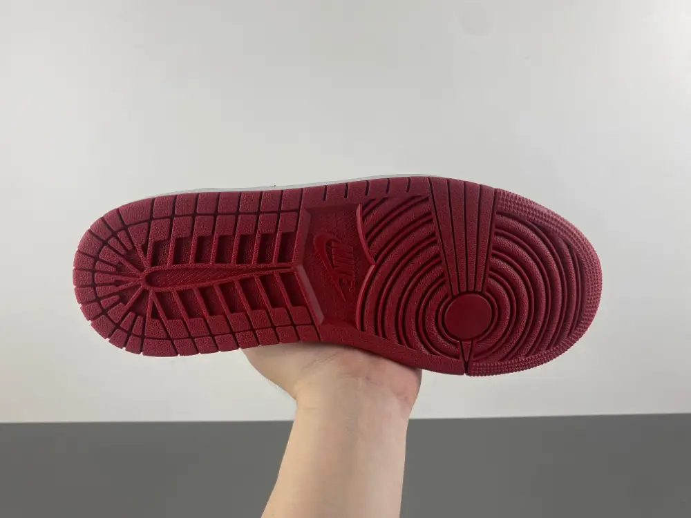 Air Jordan 1 Low OG 