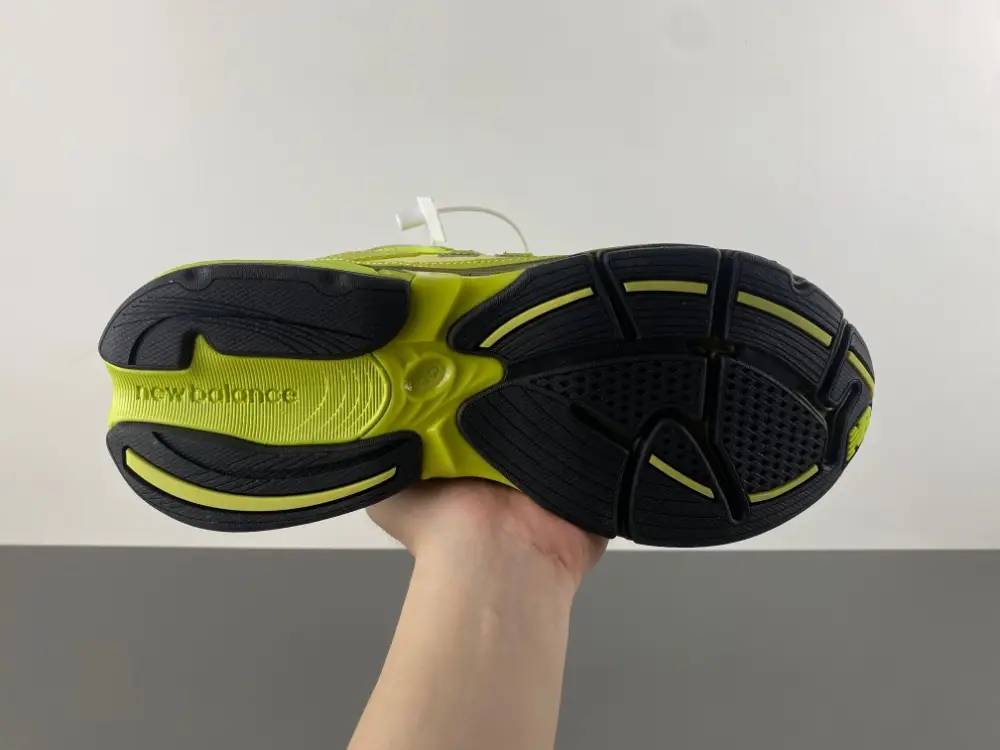 new balance NB M2010GRY 