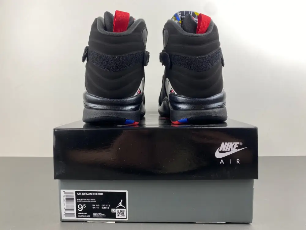 Air Jordan 8 