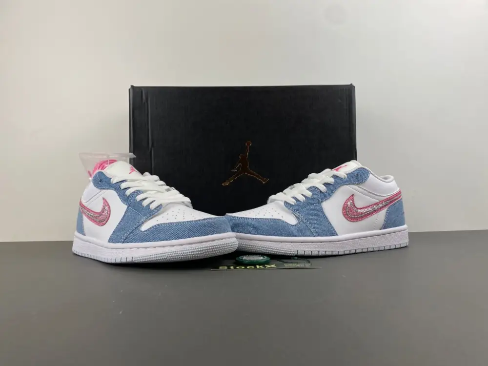 Air Jordan 1 Low 