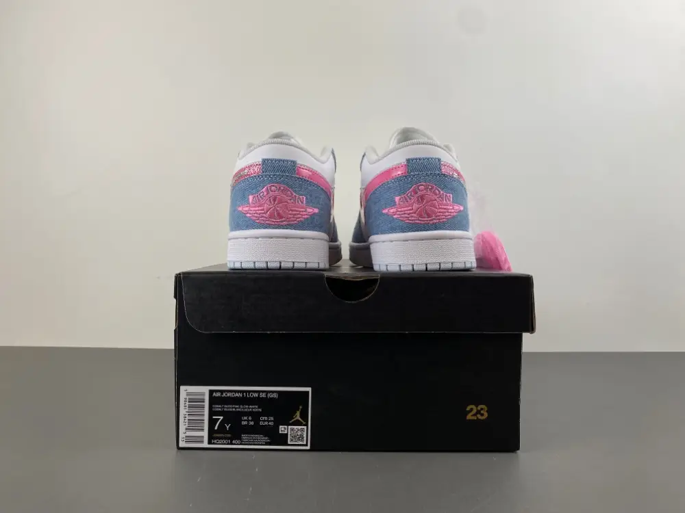 Air Jordan 1 Low 