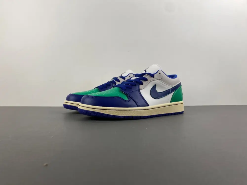 Air Jordan 1 Low 