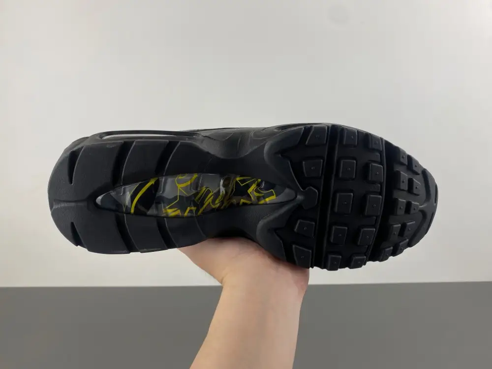 Corteiz x Air Max 95 SP 'Honey Blacks' 
