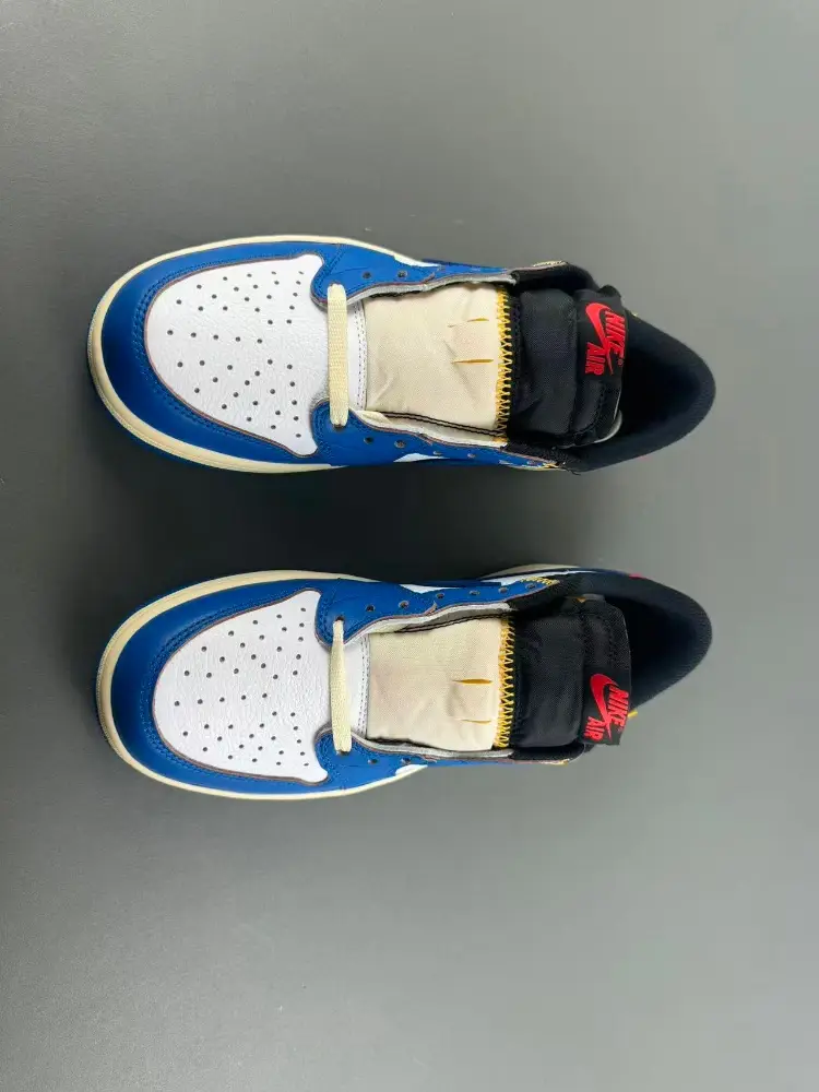 Air Jordan 1 Low UN 