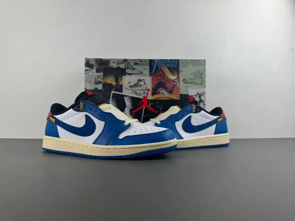 Air Jordan 1 Low UN  CBB1337