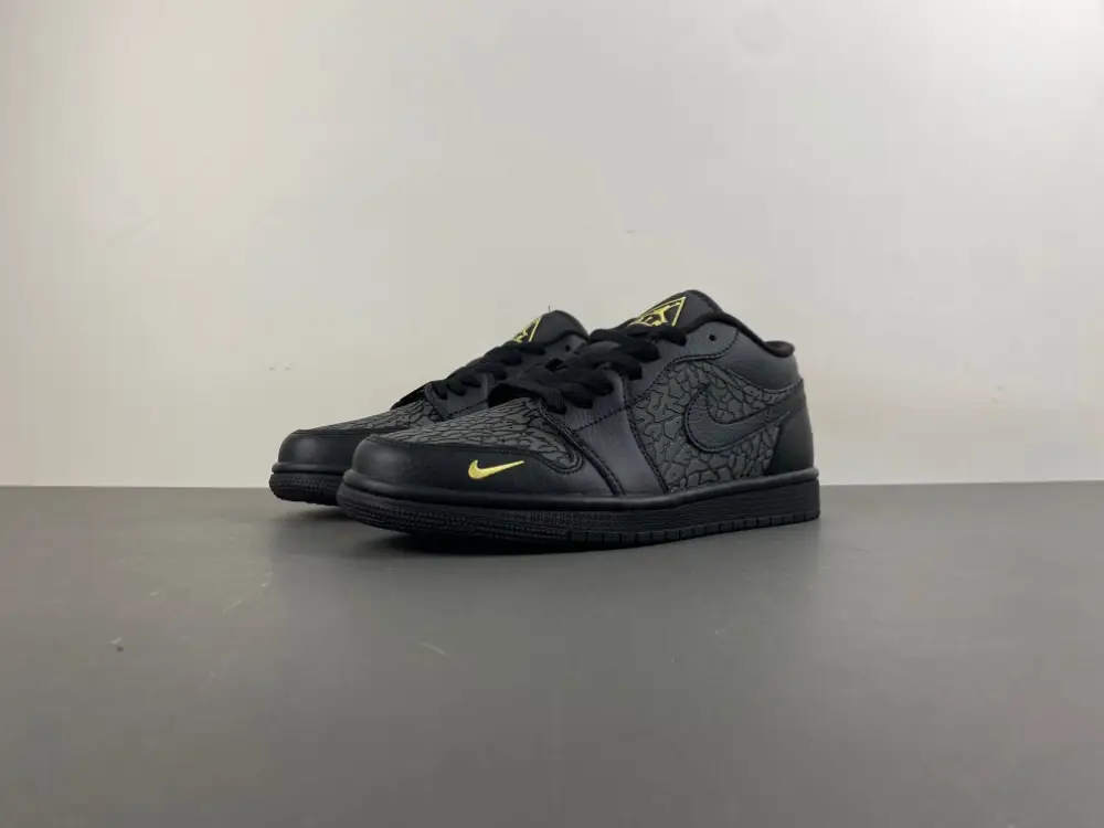 Air Jordan 1 Low 