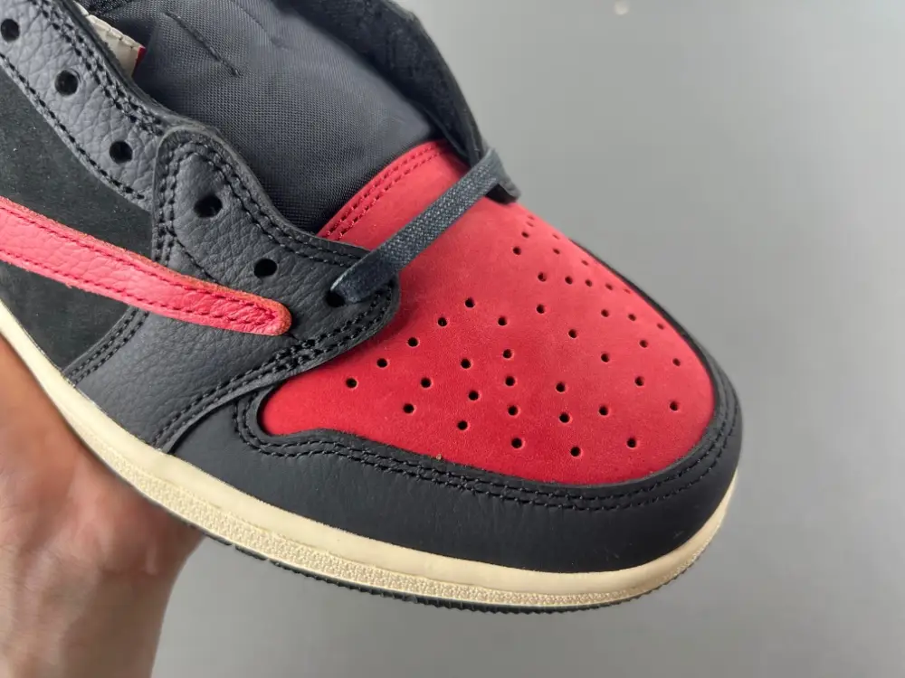 Travis Scott x Air Jordan 1 Low 