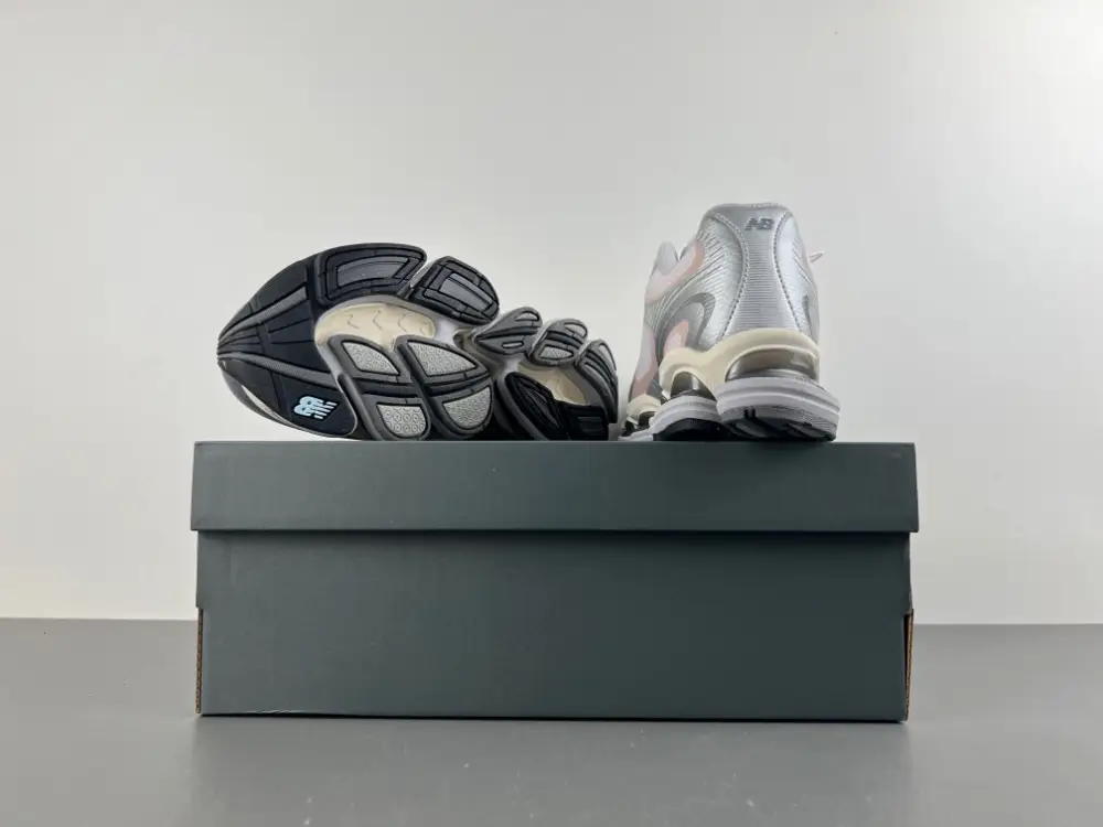 New Balance ABZORB 2000 