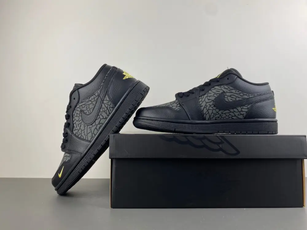 Air Jordan 1 Low 
