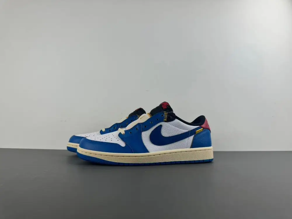 Air Jordan 1 Low UN 