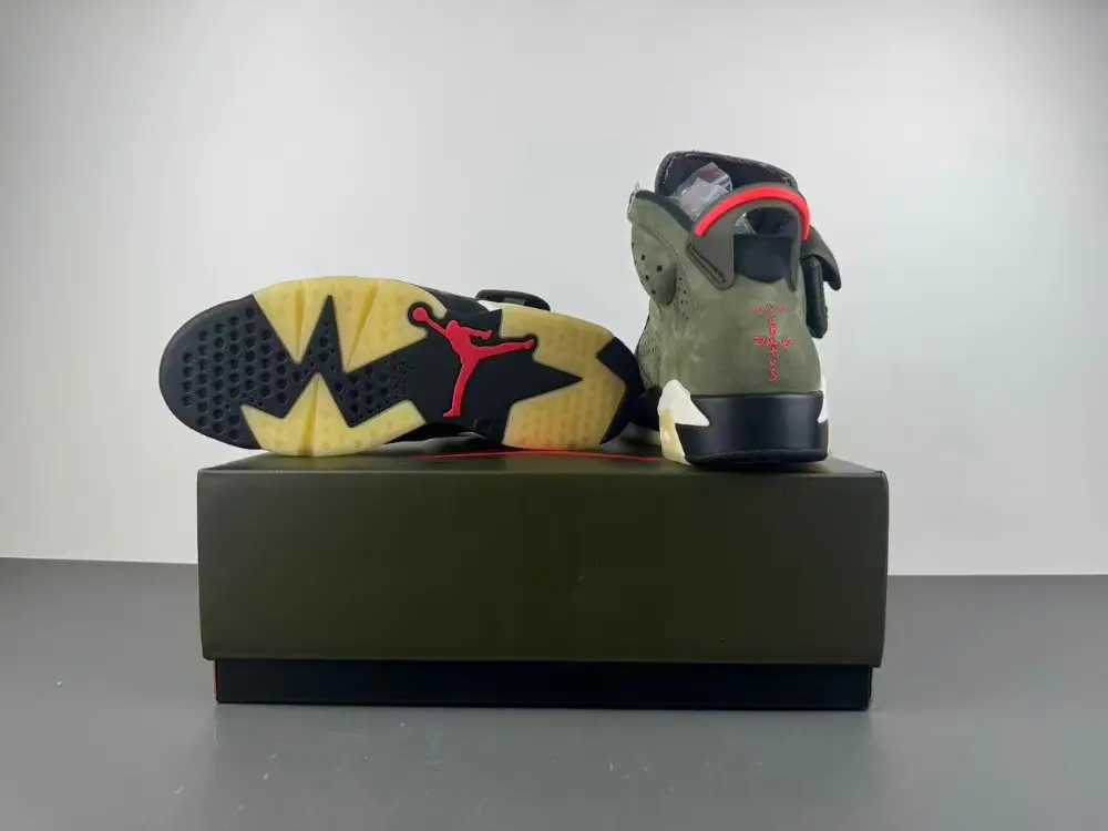 Travis Scott x Air Jordan 6 