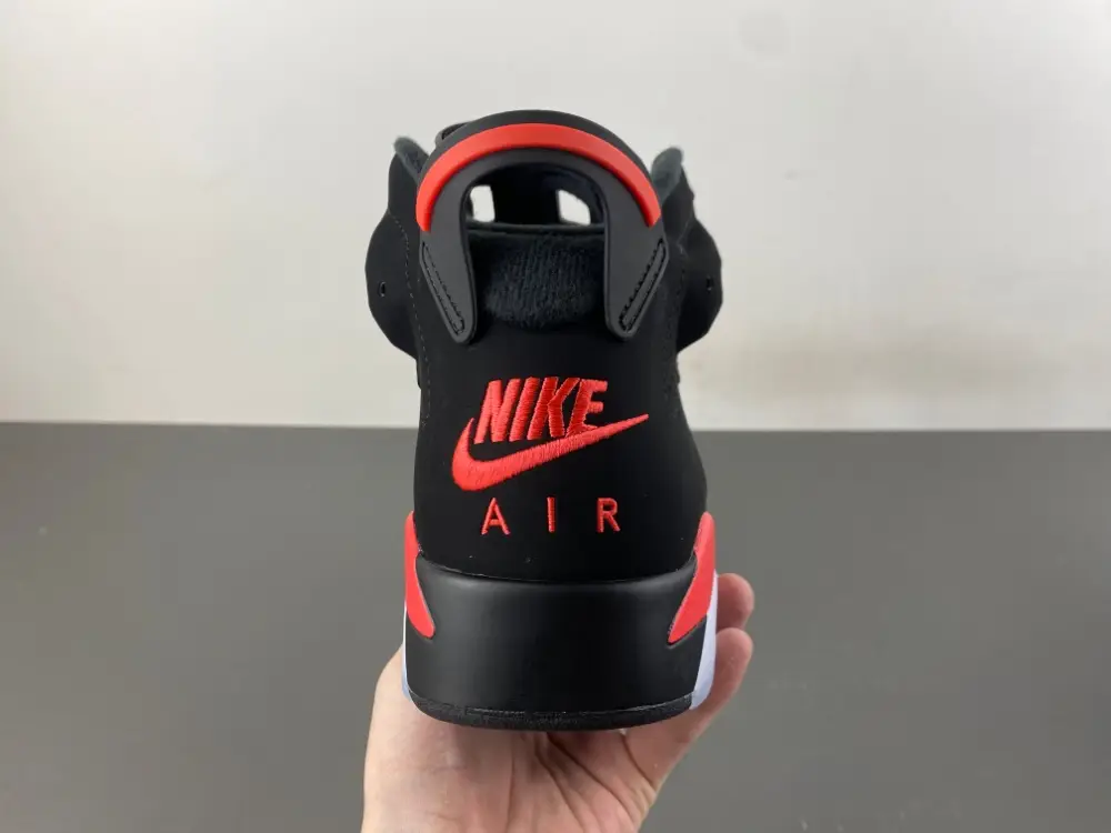 Air Jordan 6 