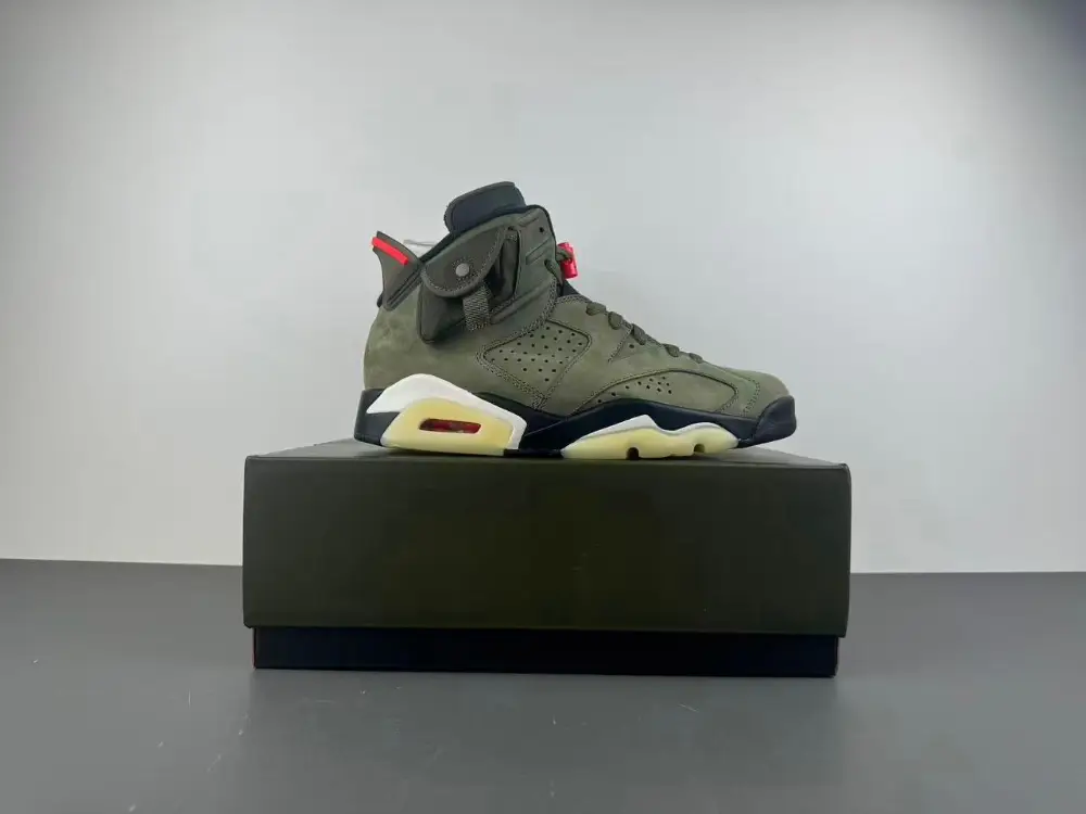 Travis Scott x Air Jordan 6 