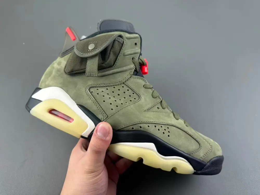 Travis Scott x Air Jordan 6 