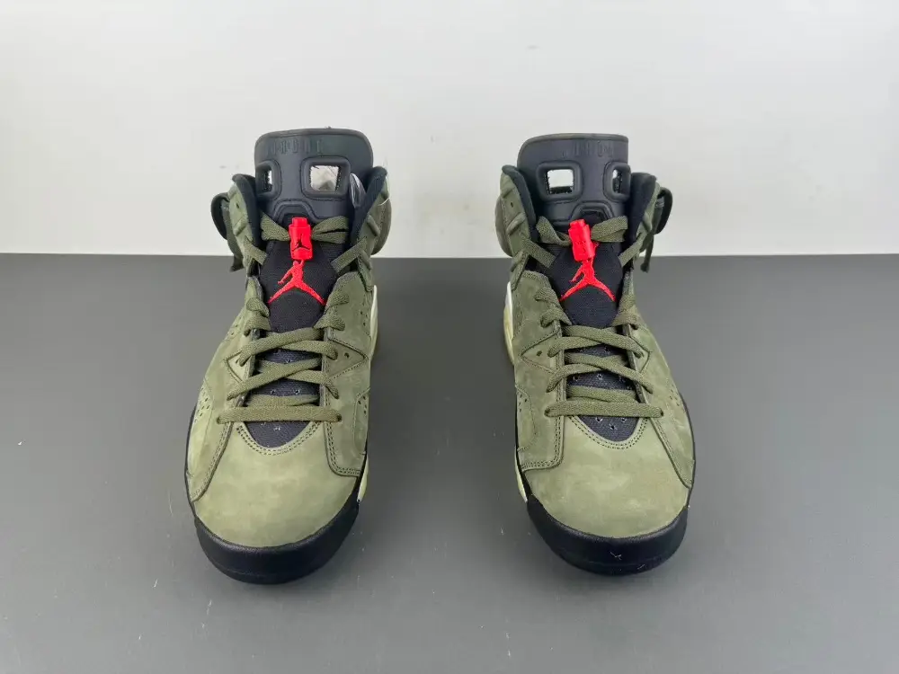 Travis Scott x Air Jordan 6 