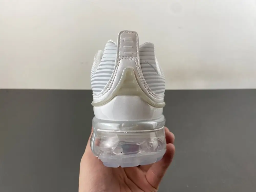 Nike VaporMax 360 
