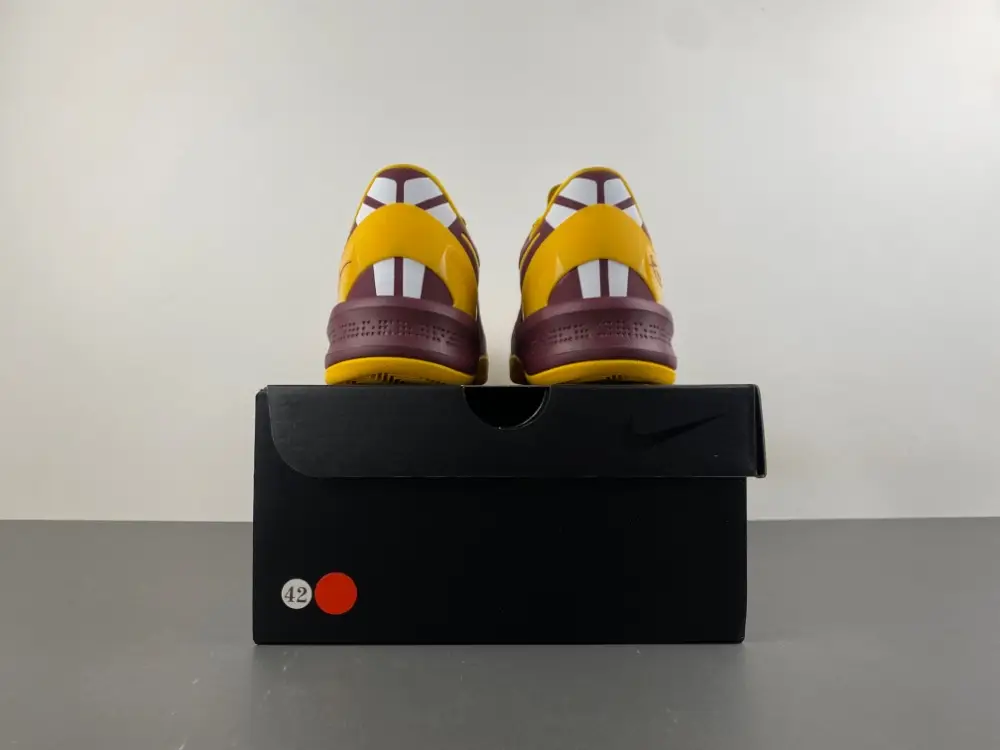 Nike Kobe 