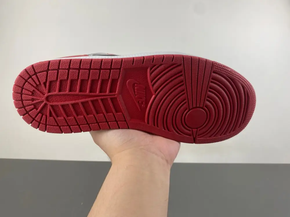 Air Jordan 1 Low OG 