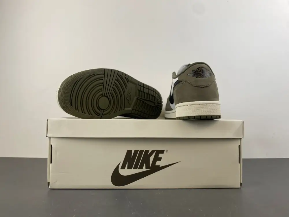 Air Jordan 1 Low OG 