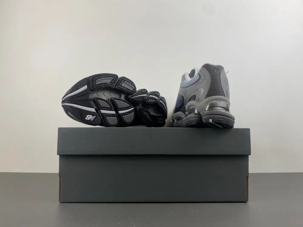 New Balance ABZORB 2000 