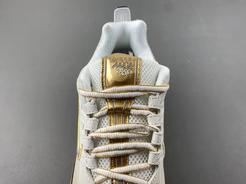 Nike Air VaporMax 360 'White Metallic Gold' 