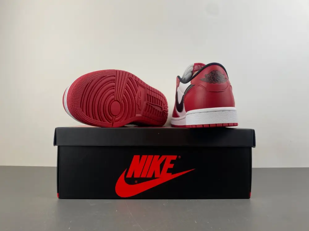 Air Jordan 1 Low OG 