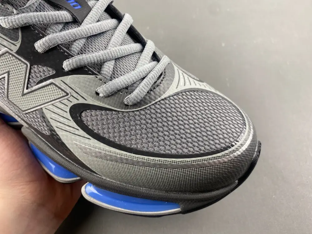 New Balance ABZORB 2000 