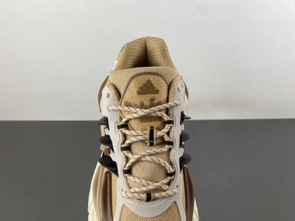 Pharrell Williams x adidas Adistar Jellyfish 