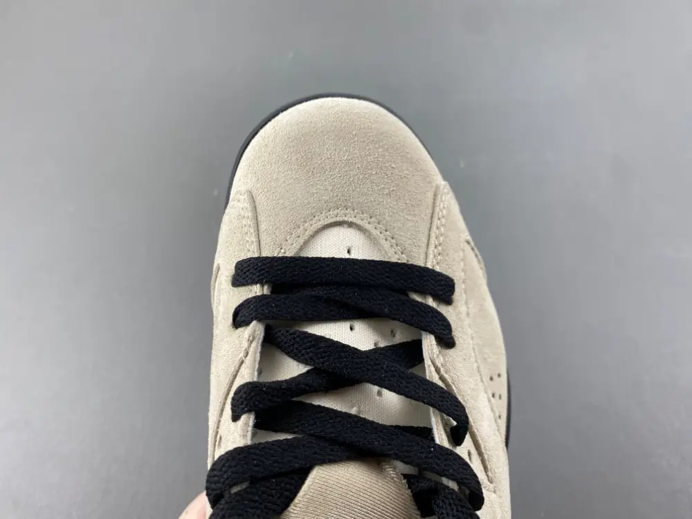 A Ma Maniere x Air Jordan 6 A 