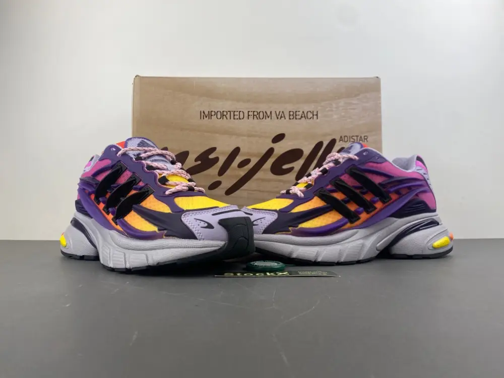 Pharrell Williams x adidas Adistar Jellyfish 