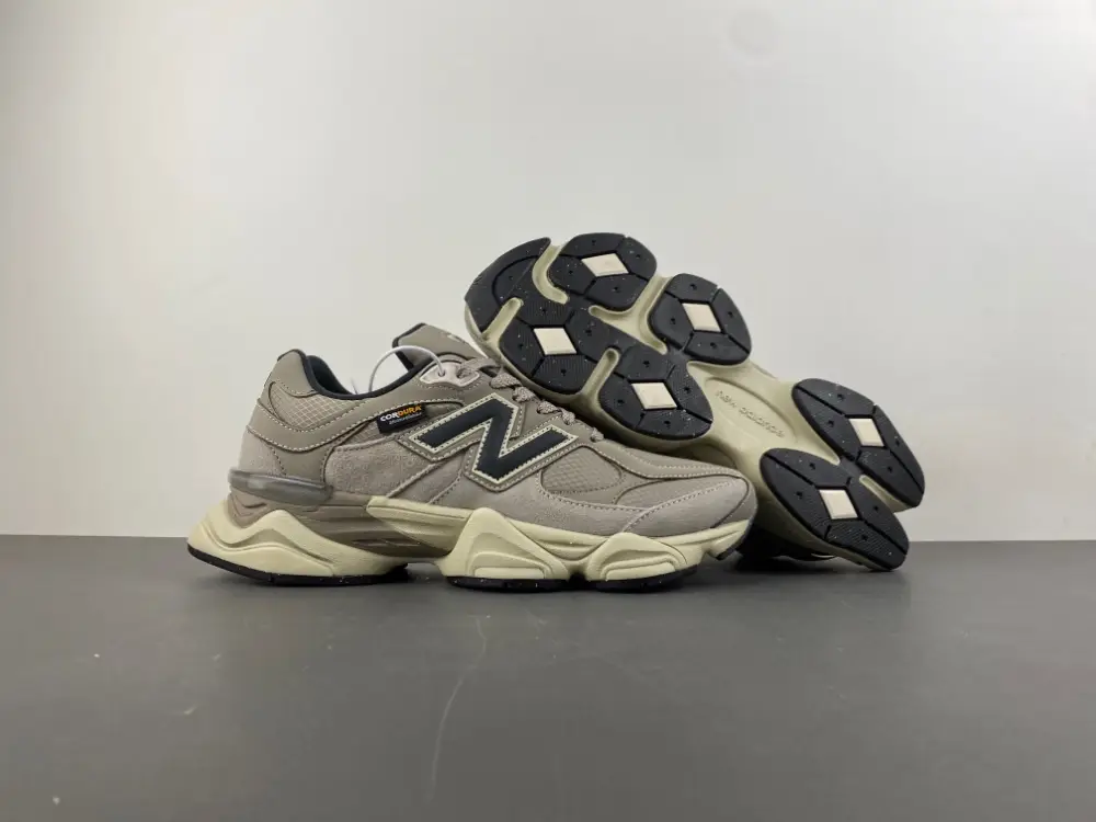 New Balance 9060 ' 