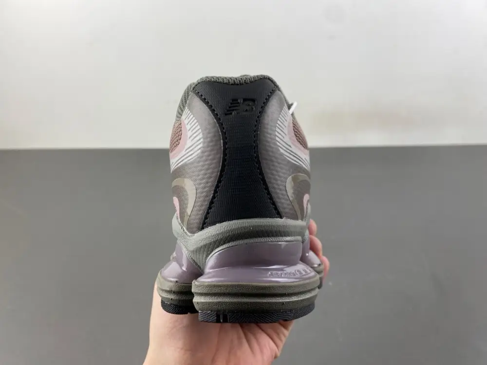 New Balance ABZORB 2000 