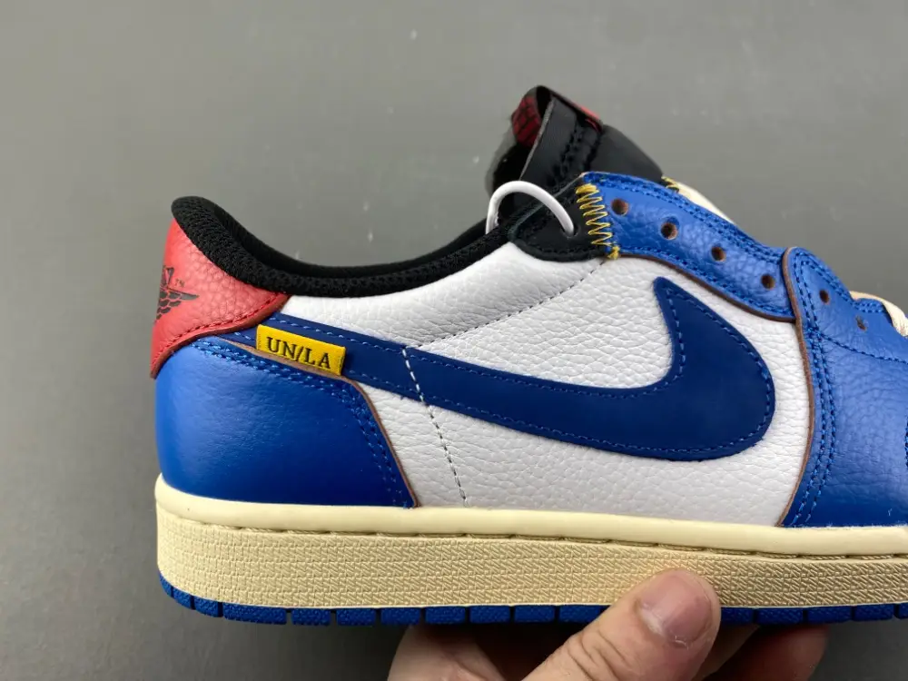 Air Jordan 1 Low UN 