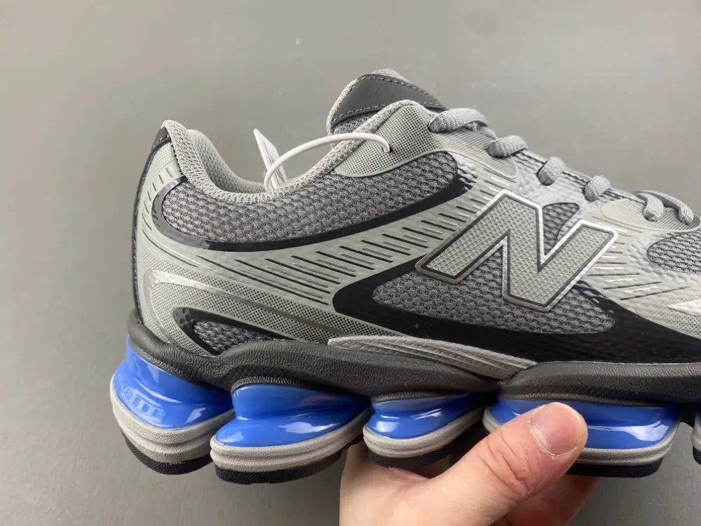New Balance ABZORB 2000 