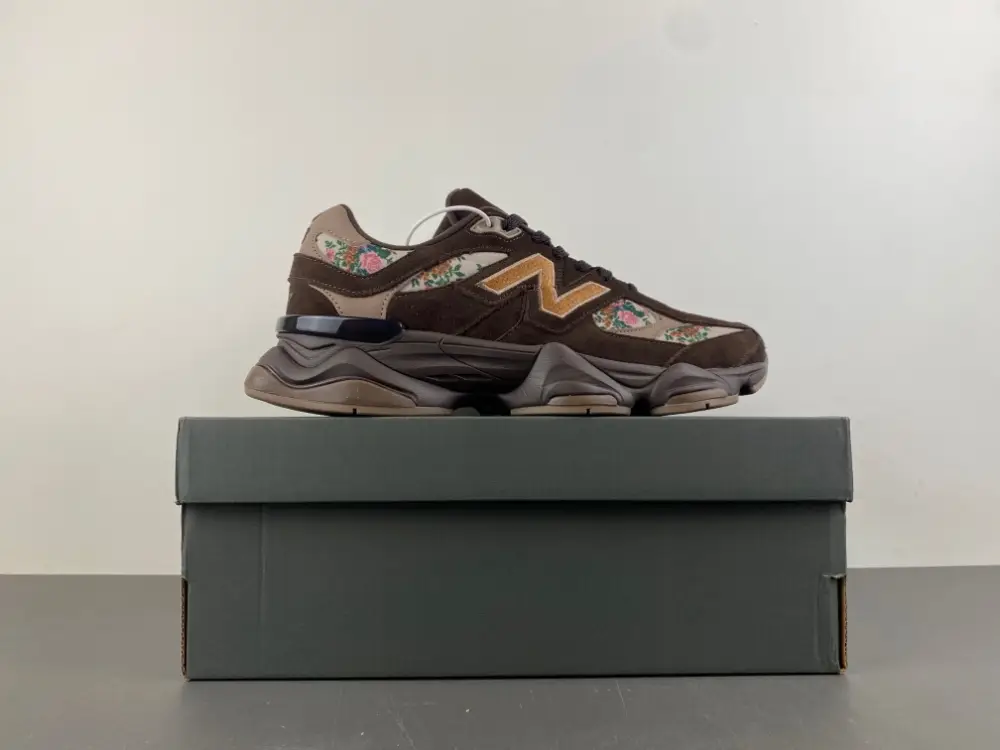 New Balance 9060 