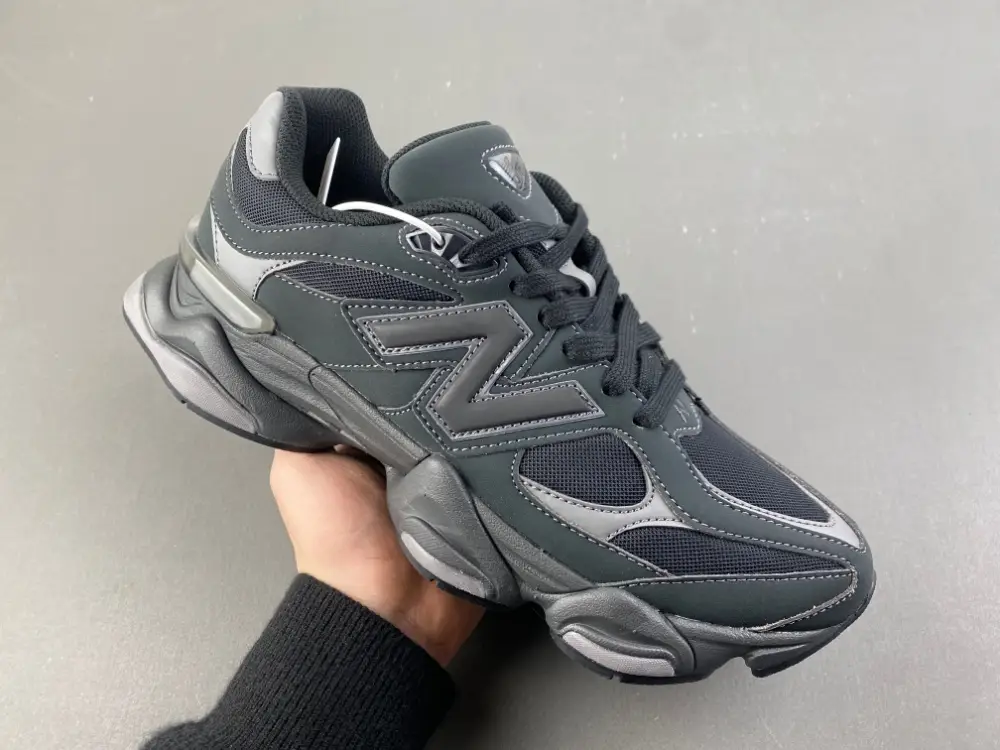 New Balance 9060 ' 