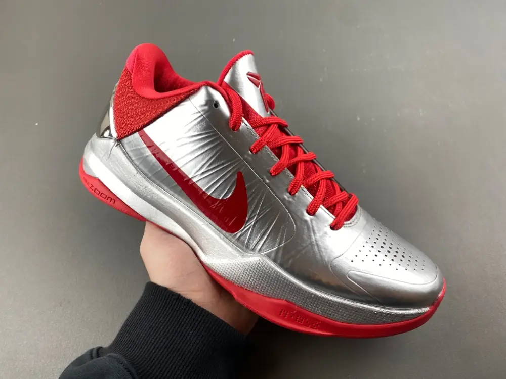 Caitlin Clark x Nike Zoom Kobe 5 Protro 'Rookie of the 