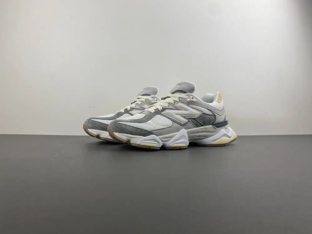 New Balance 9060 ' 