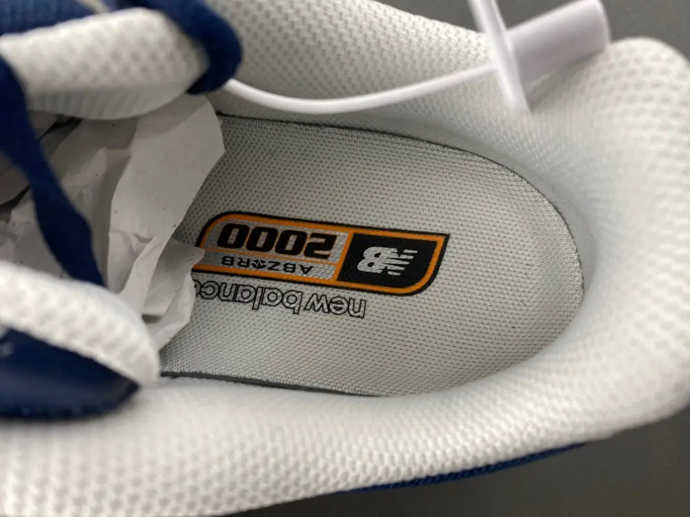 New Balance 20001 