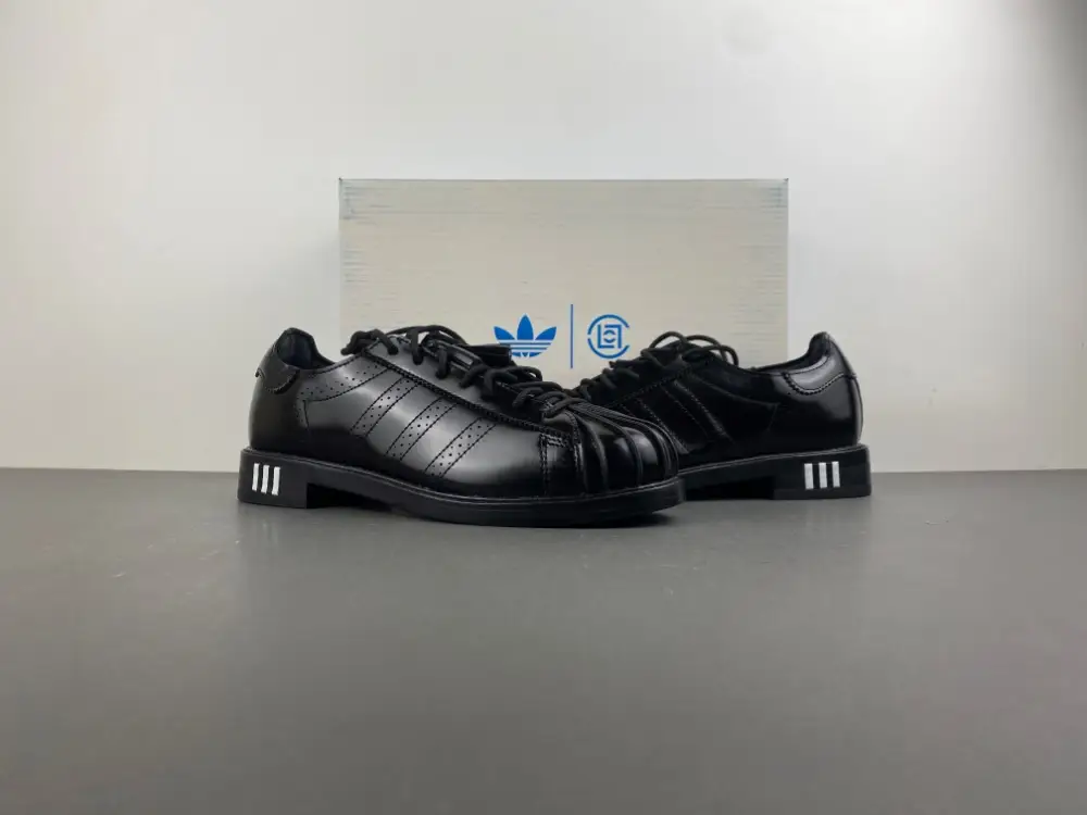 Level SS/New - CLOT x adidas Dress Superstar 