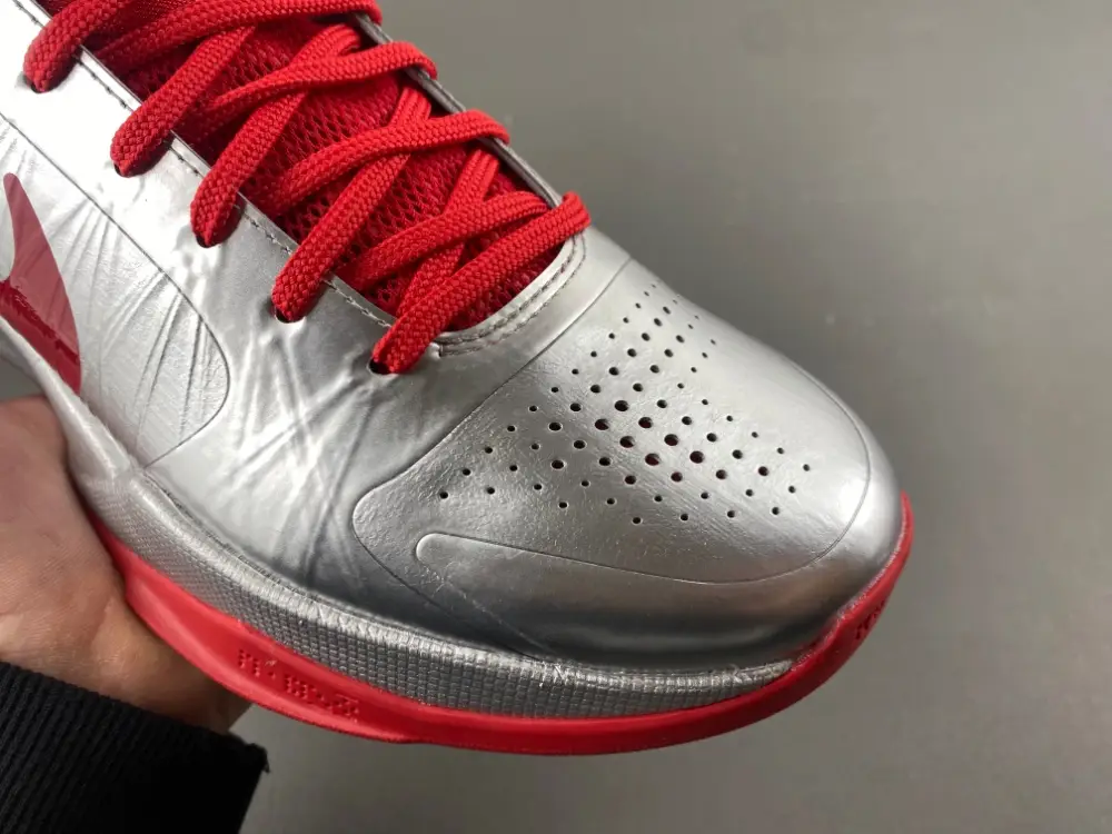 Caitlin Clark x Nike Zoom Kobe 5 Protro 'Rookie of the 
