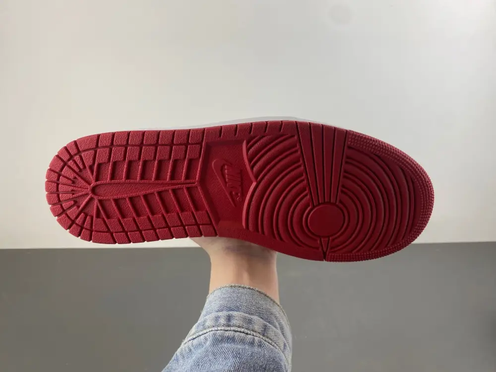 Air Jordan 1 Low OG 